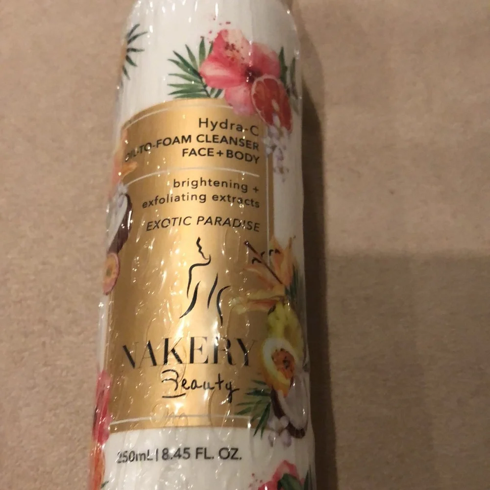 Nakery Beauty Hydra-C Oil to Foam Cleanser for Face + Body